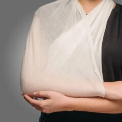 AEROBAND Cotton Calico Triangular Bandage (1pc)