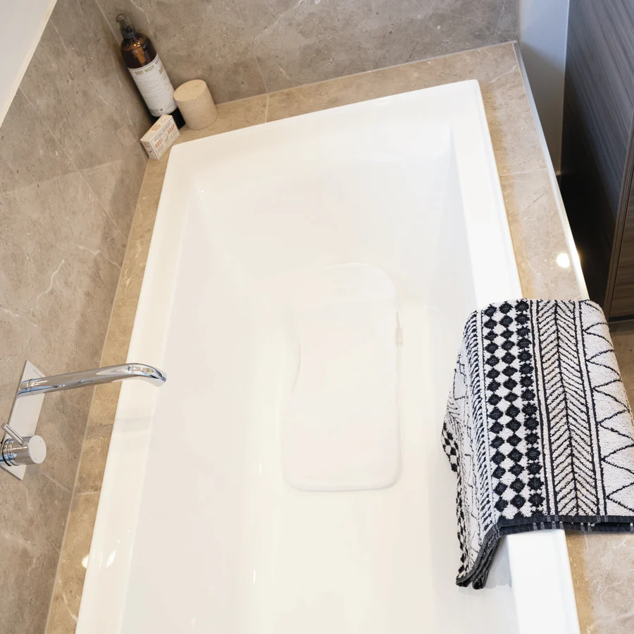 055283Y-003-Ezi-Bath-Support-White-LS