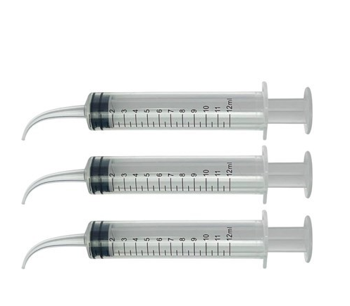 Disposable Curved Plastic Irrigation Syringe 12ml (50/Pack)
